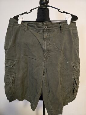 Sonoma Olive Cargo Shorts for Men